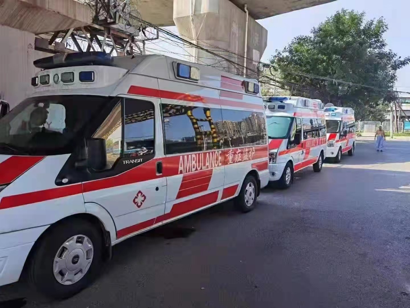 乐至县救护车出租